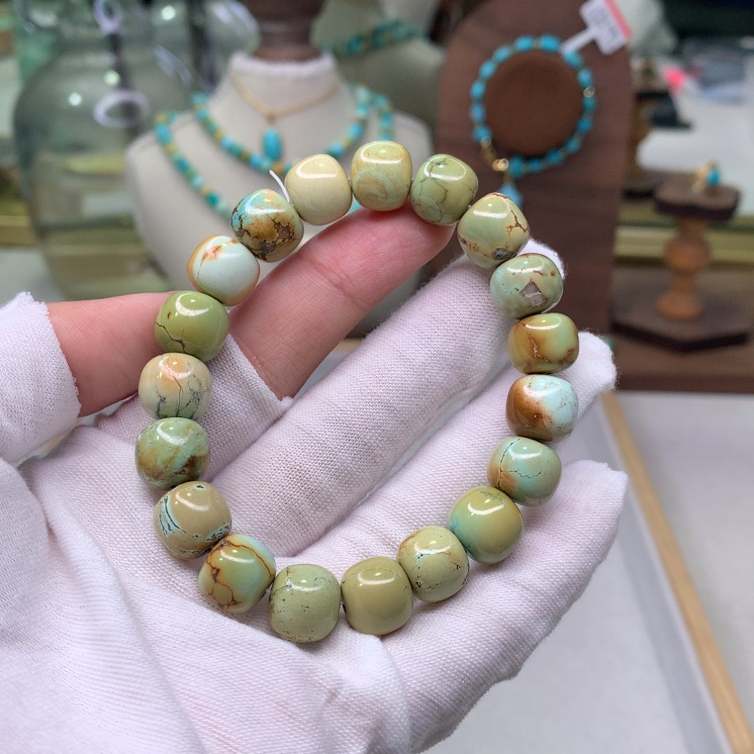 绿松石配饰未镶嵌