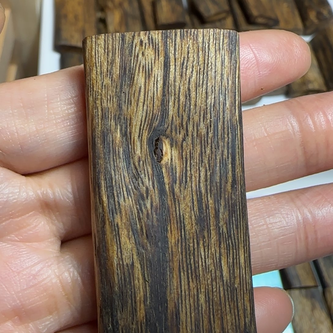 沉香碎屑沉香海南老白棋素牌7.3克