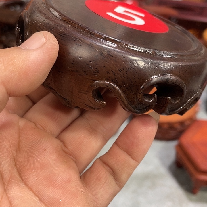 香榧木红木底座工艺品8