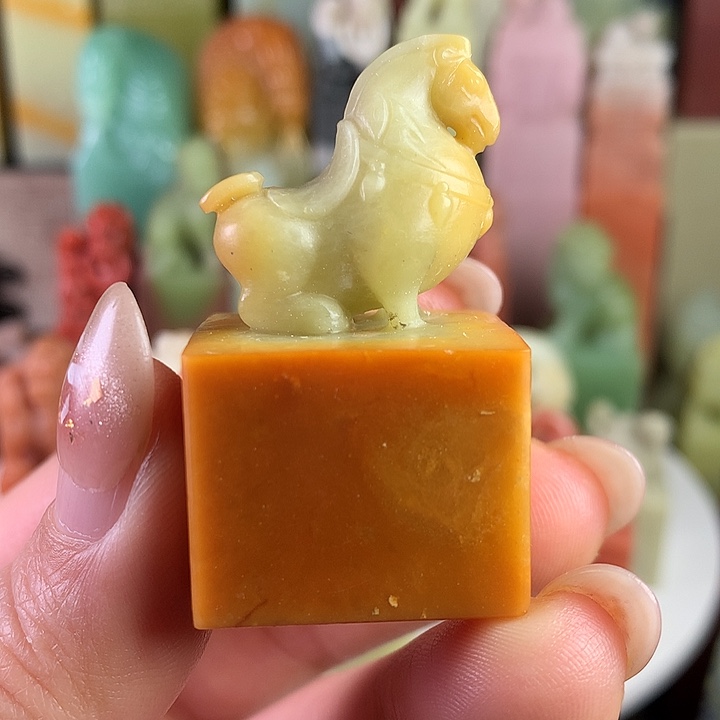 青田石?**昌青田石印章