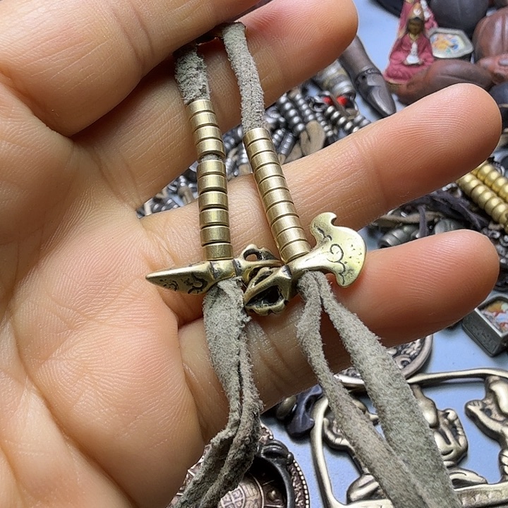 今天晚上你来我宿舍拿书不呢吧啊点拿