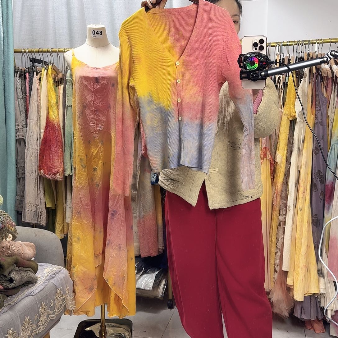 棉植物染花果染上衣