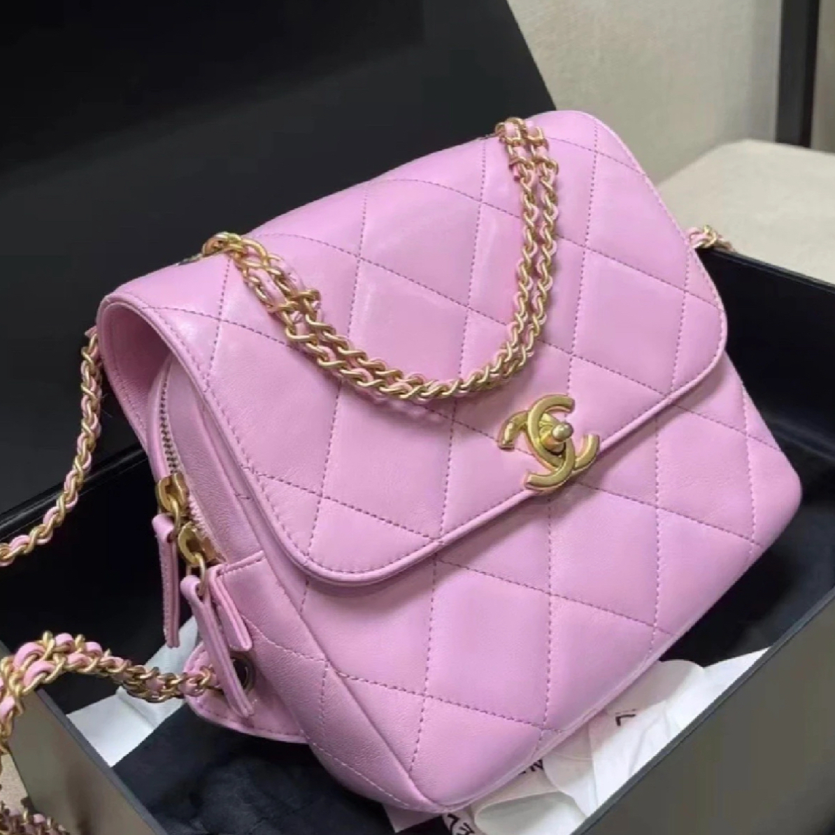 99新 Chanel/香奈儿 多多奢品/香奈儿23p粉紫ado双肩包/99新