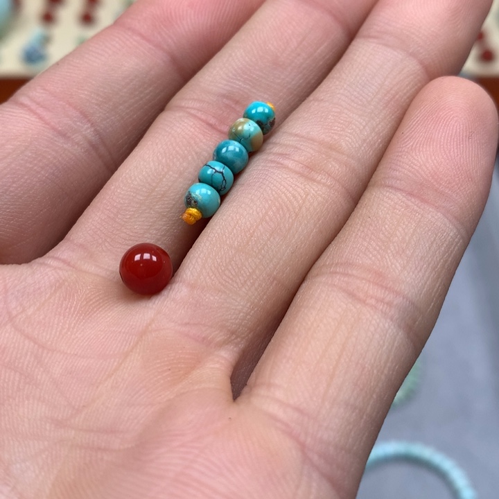 南红玛瑙配饰未镶嵌