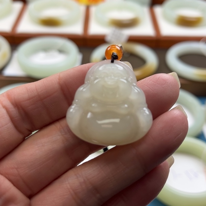 和田玉吊坠未镶嵌
