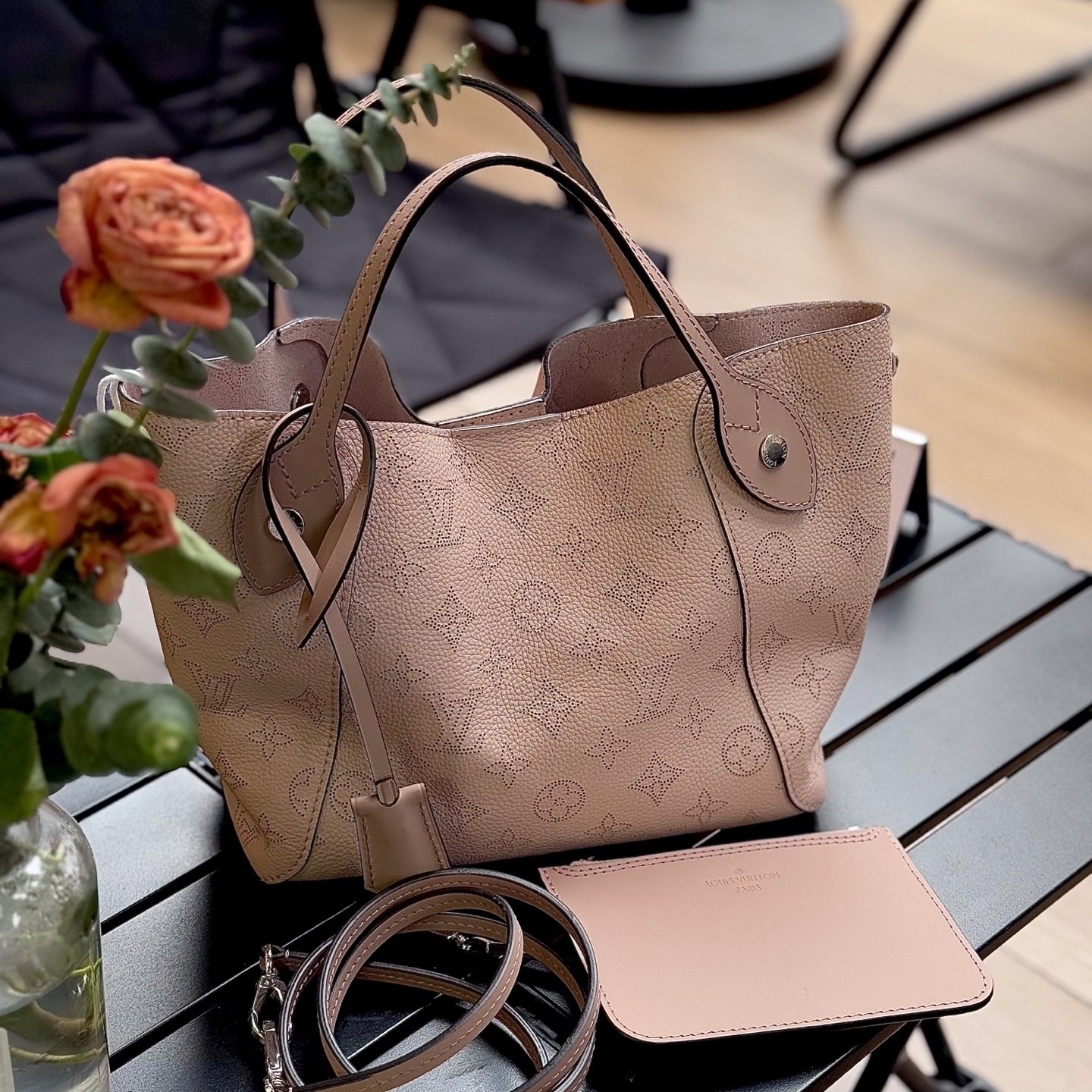 99新 LouisVuitton/路易威登 月光女神 粉色镂空包 菜篮子斜挎包