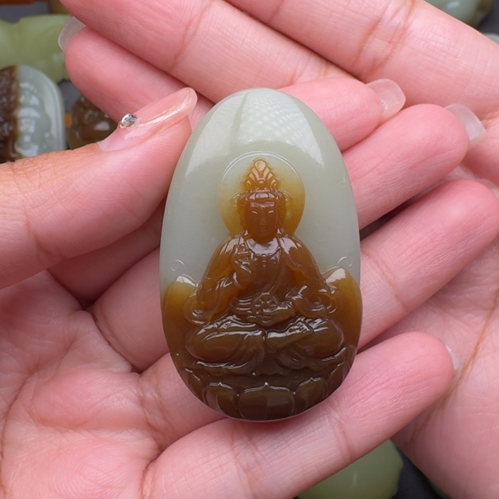 和田玉颈饰未镶嵌花*哥