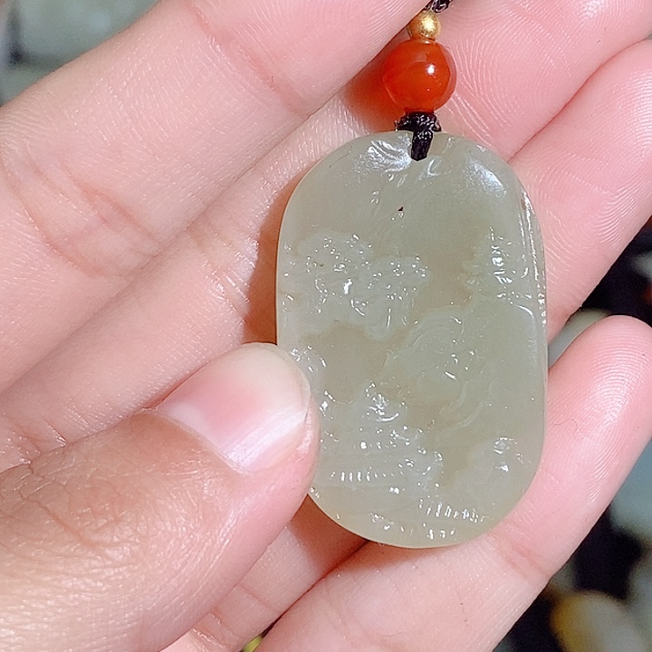 和田玉未镶嵌颈饰