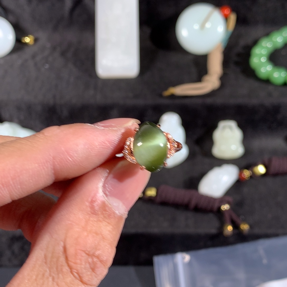 和田玉戒指未镶嵌