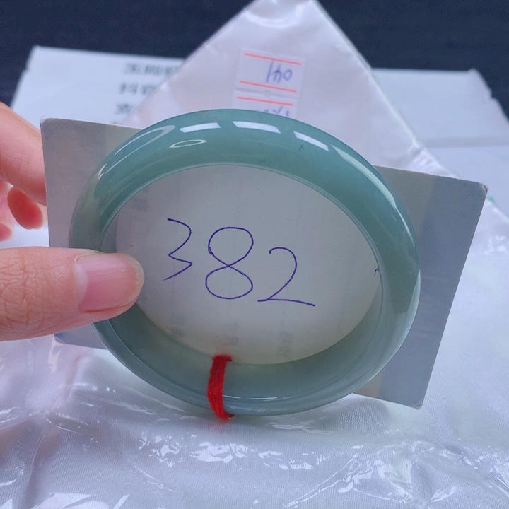 翡翠未镶嵌手镯圈口5758