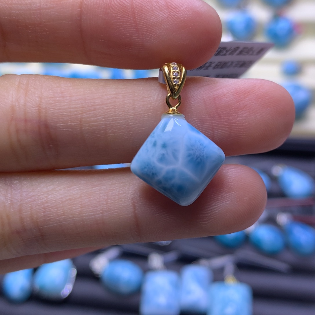 针钠钙石（海纹石）银S925镶嵌吊坠(不含链)无事牌吊坠色差略异