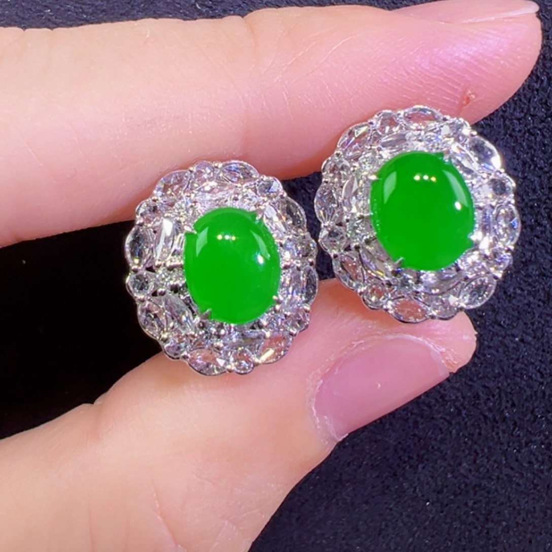 翡翠18K金镶嵌耳饰耳包