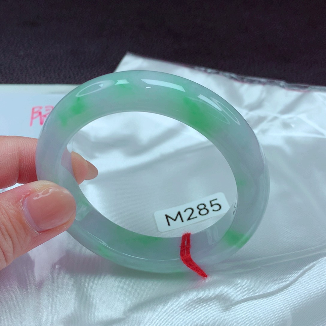 翡翠手镯未镶嵌手镯88