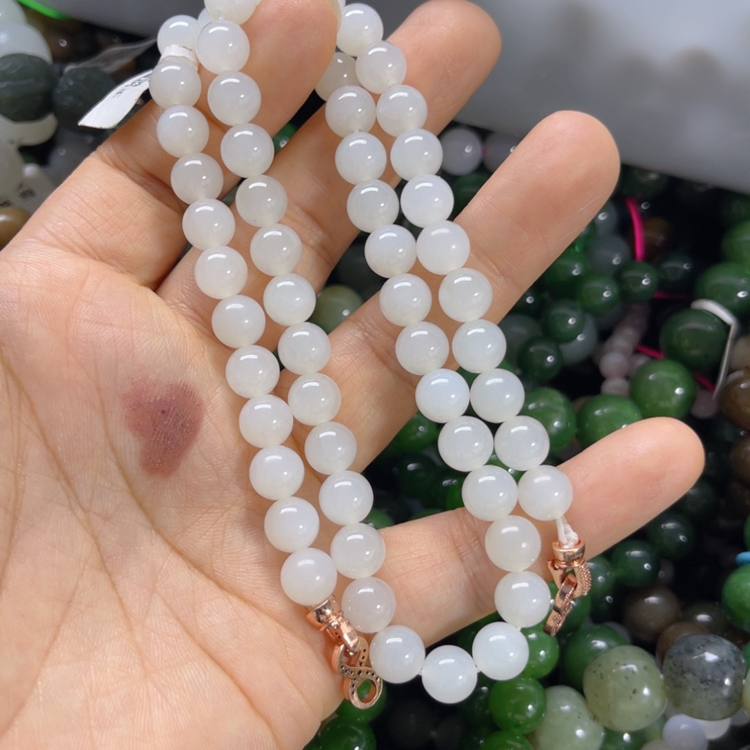 未镶嵌手链和田玉越***?