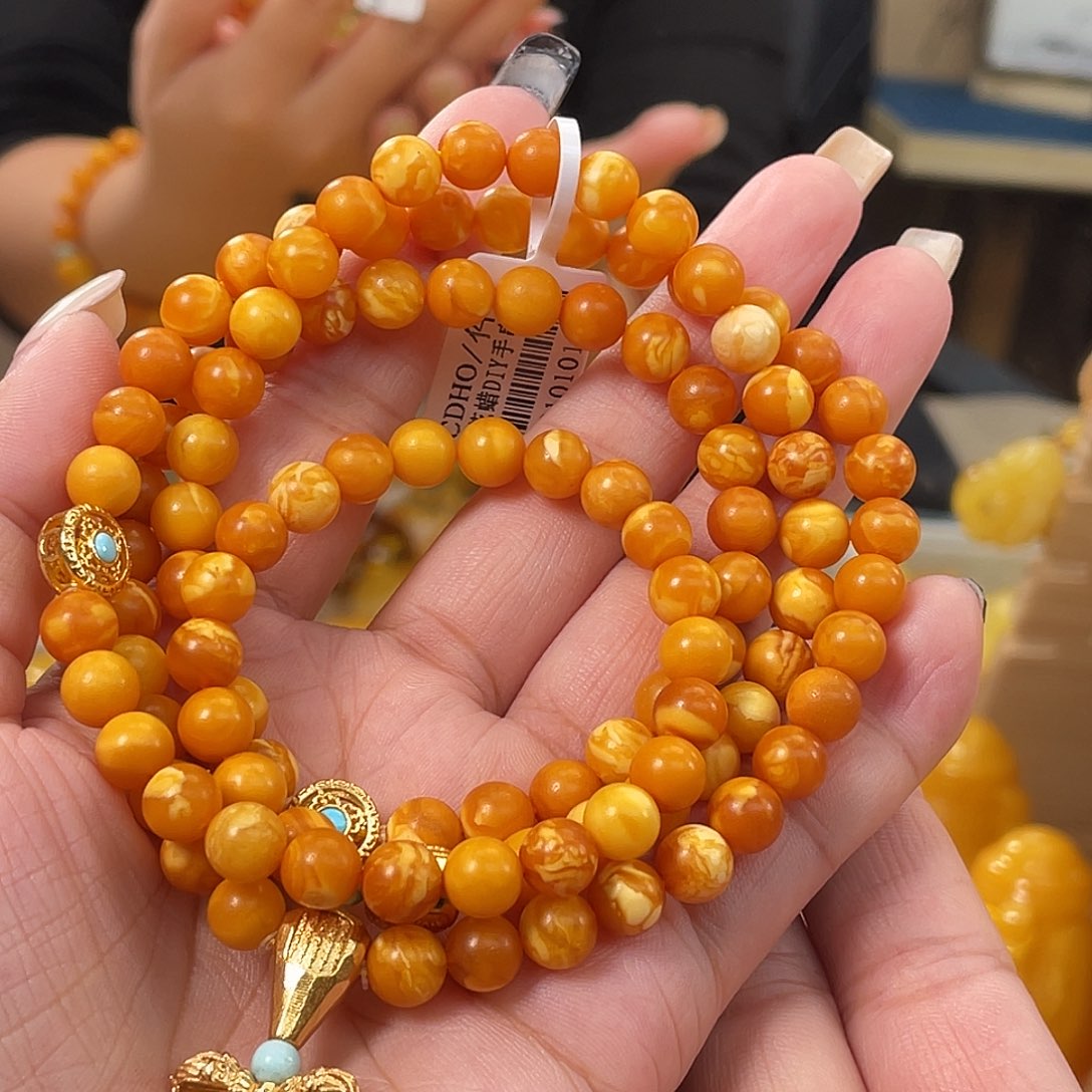 琥珀未镶嵌珠宝奇石h4