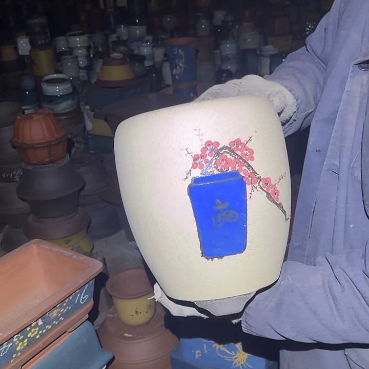 紫砂花盆紫砂花盆和小