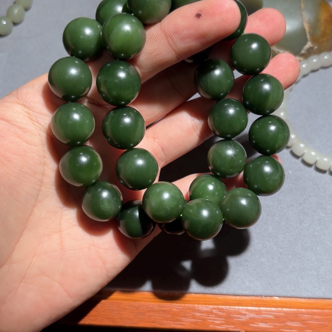 和田玉手链未镶嵌深****）