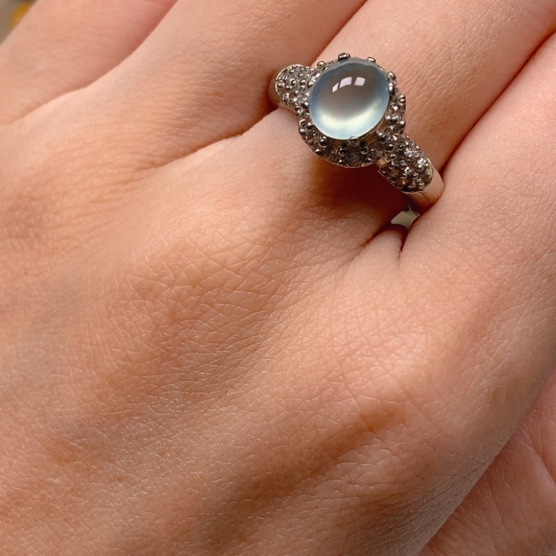 翡翠戒指未镶嵌蓝冰