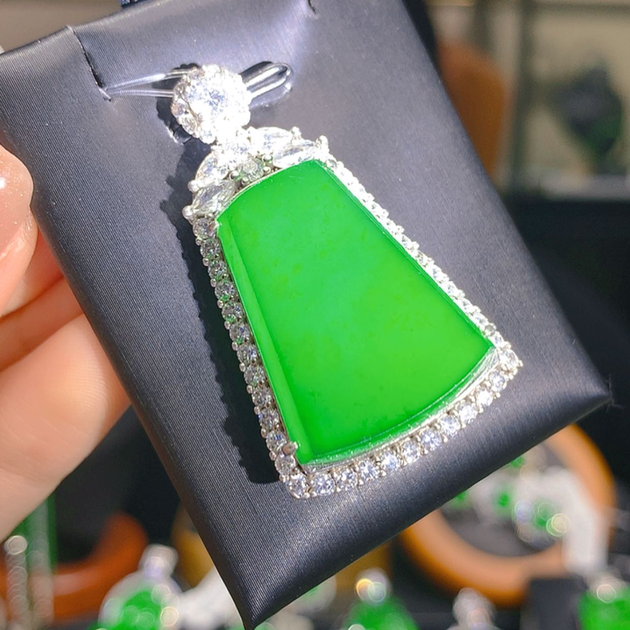 【闪购商品】翡翠颈饰银S925镶嵌8柒姐