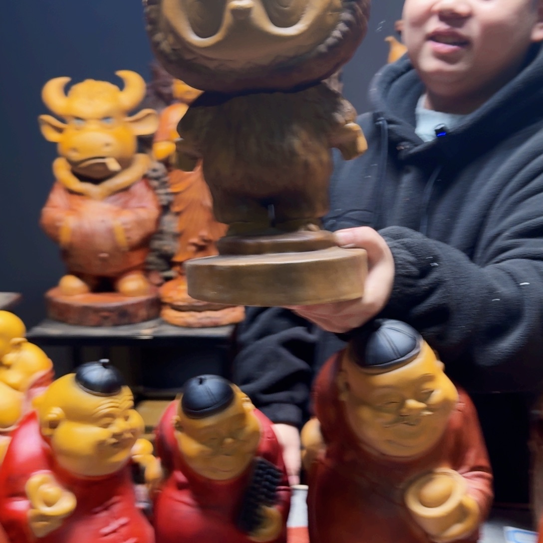 j***k木香樟木雕拉布布……