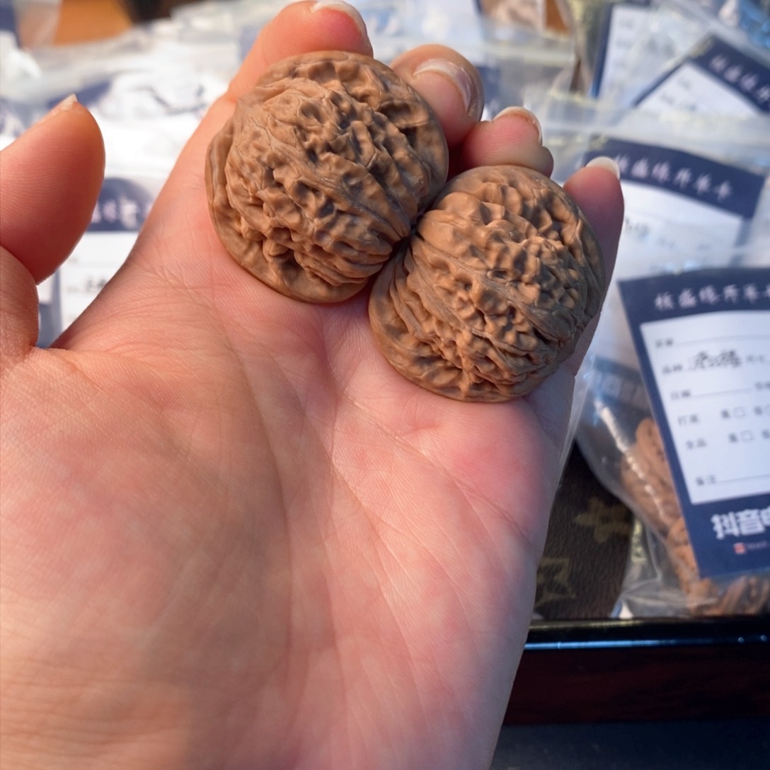 文玩核桃吊坠37汉高楼