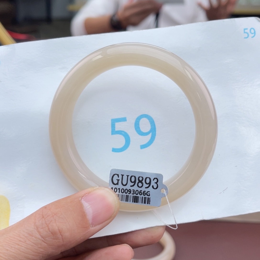 和田玉手链未镶嵌唯****草