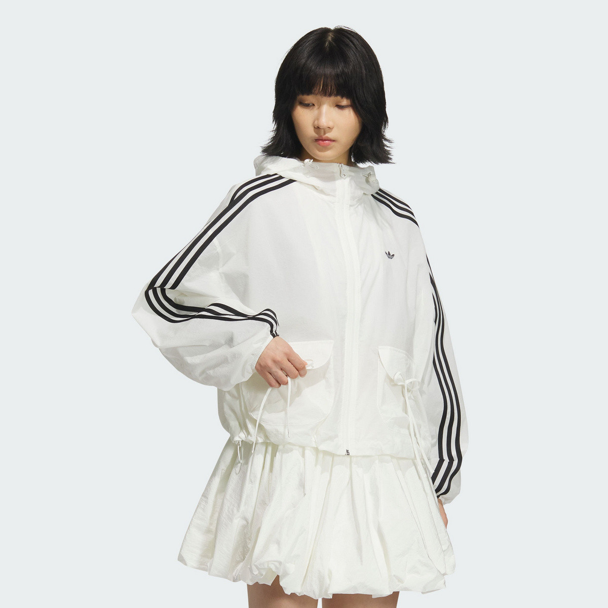 阿迪达斯｜女士经典舒适时尚条纹百搭日常美观简约户外通勤KB8964