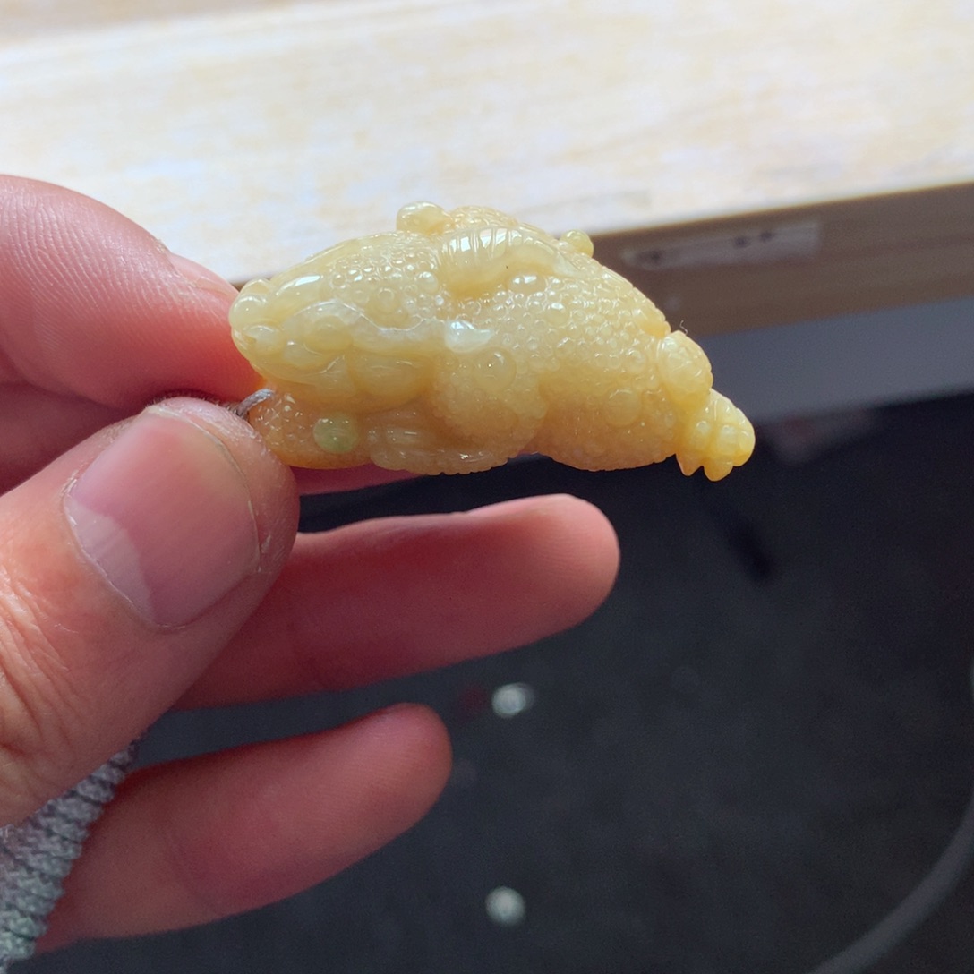 翡翠颈饰未镶嵌吊坠