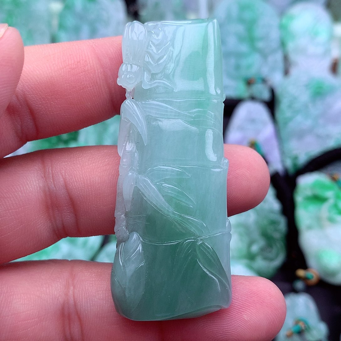 翡翠吊坠(不含链)未镶嵌