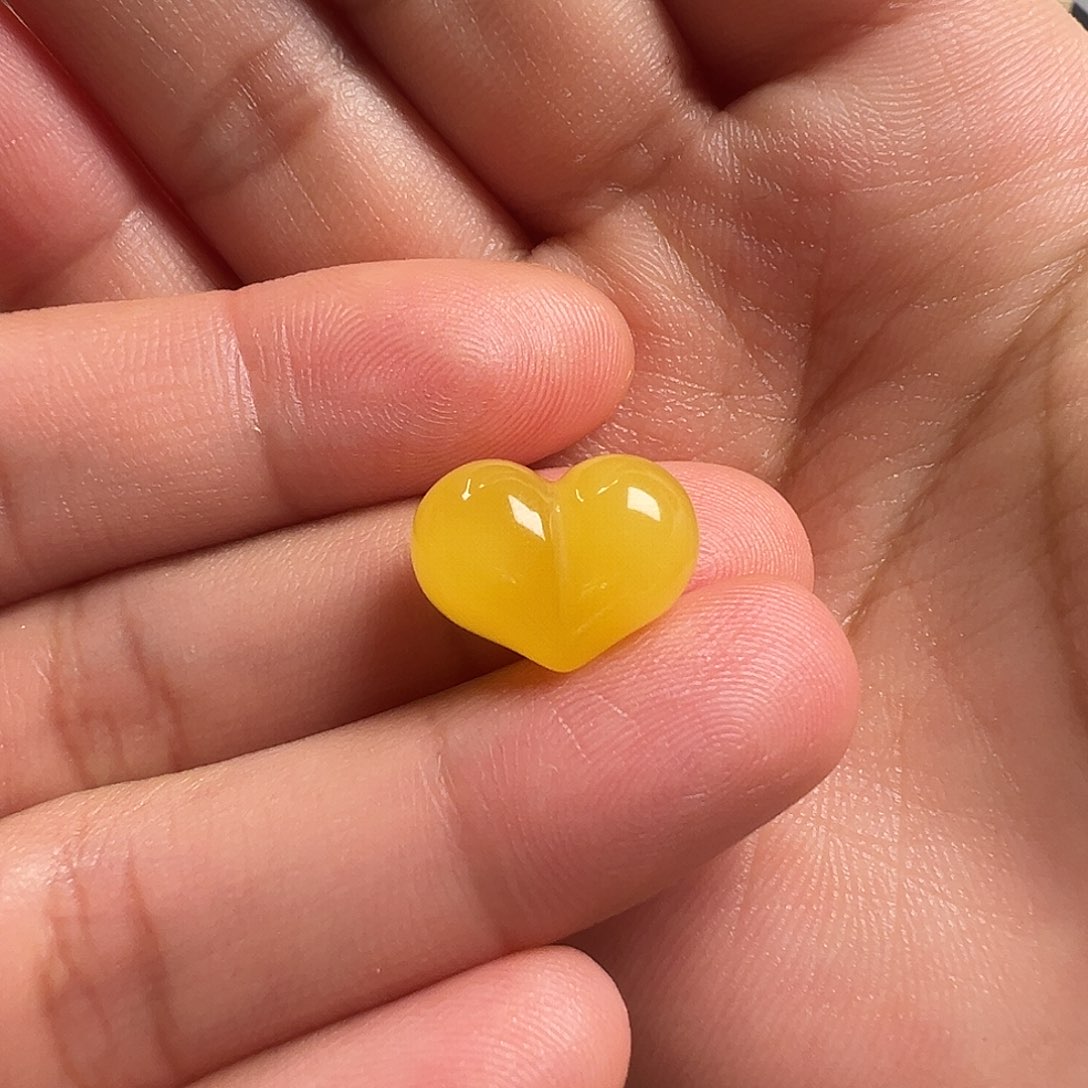 蜜蜡颈饰未镶嵌o*哈屁桃（打孔不退换）