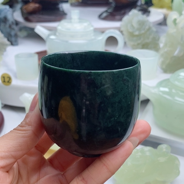 岫玉未镶嵌四大名玉茶杯