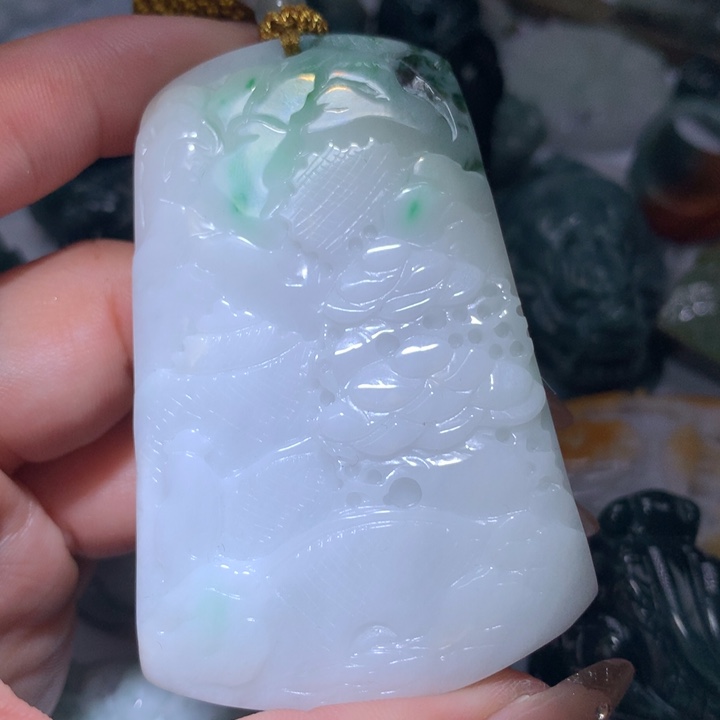 翡翠未镶嵌颈饰保真天然A货翡翠