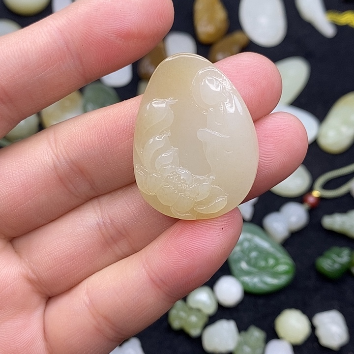 和田玉颈饰未镶嵌?*?