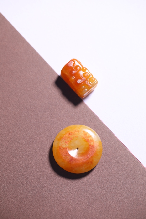 和田玉黄沁全玉种机油黄虎勒子➕平安扣