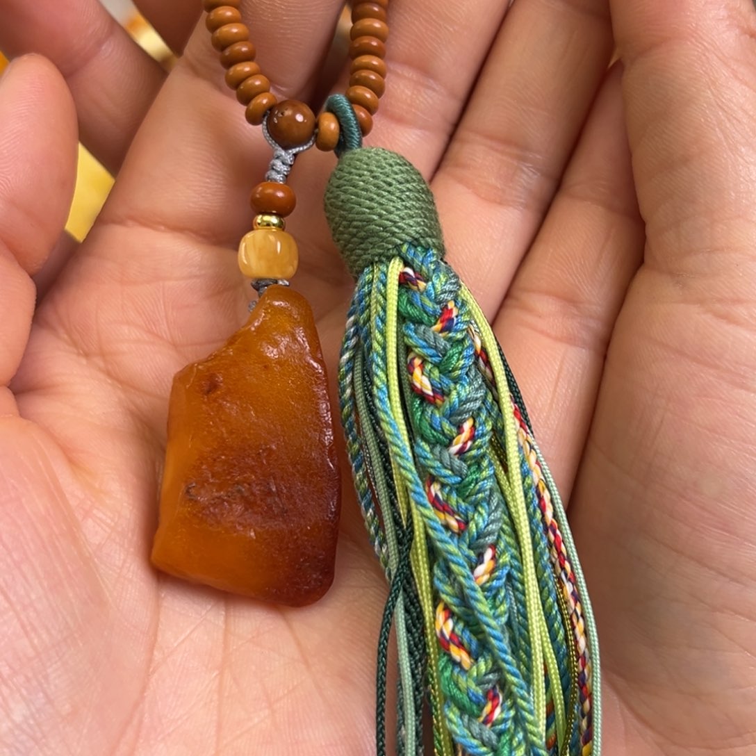 蜜蜡裸石未镶嵌蜜蜡