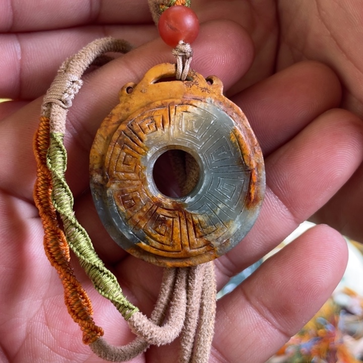 岫岩河磨玉（透闪石质玉）吊坠未镶嵌用****0