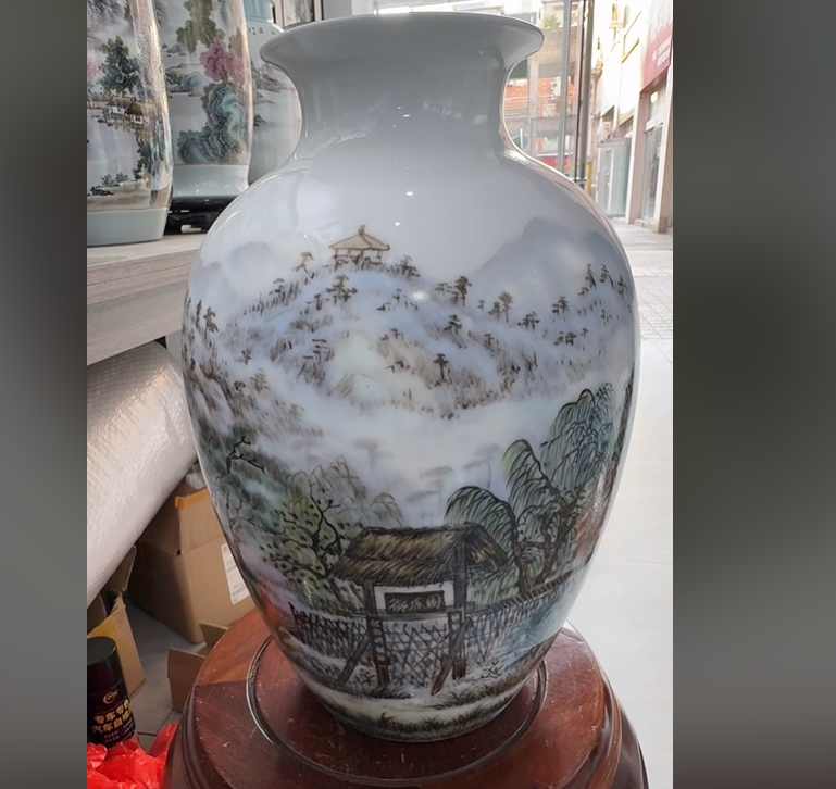 景德镇国营好瓷推荐官汪老师山水画片冬瓜瓶298