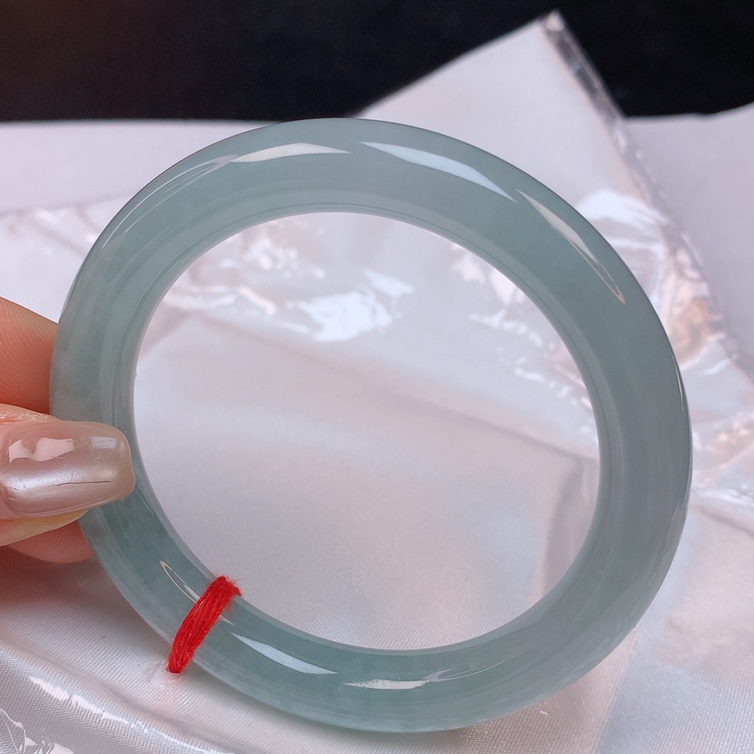 【闪购商品】翡翠手镯未镶嵌55圆条手镯