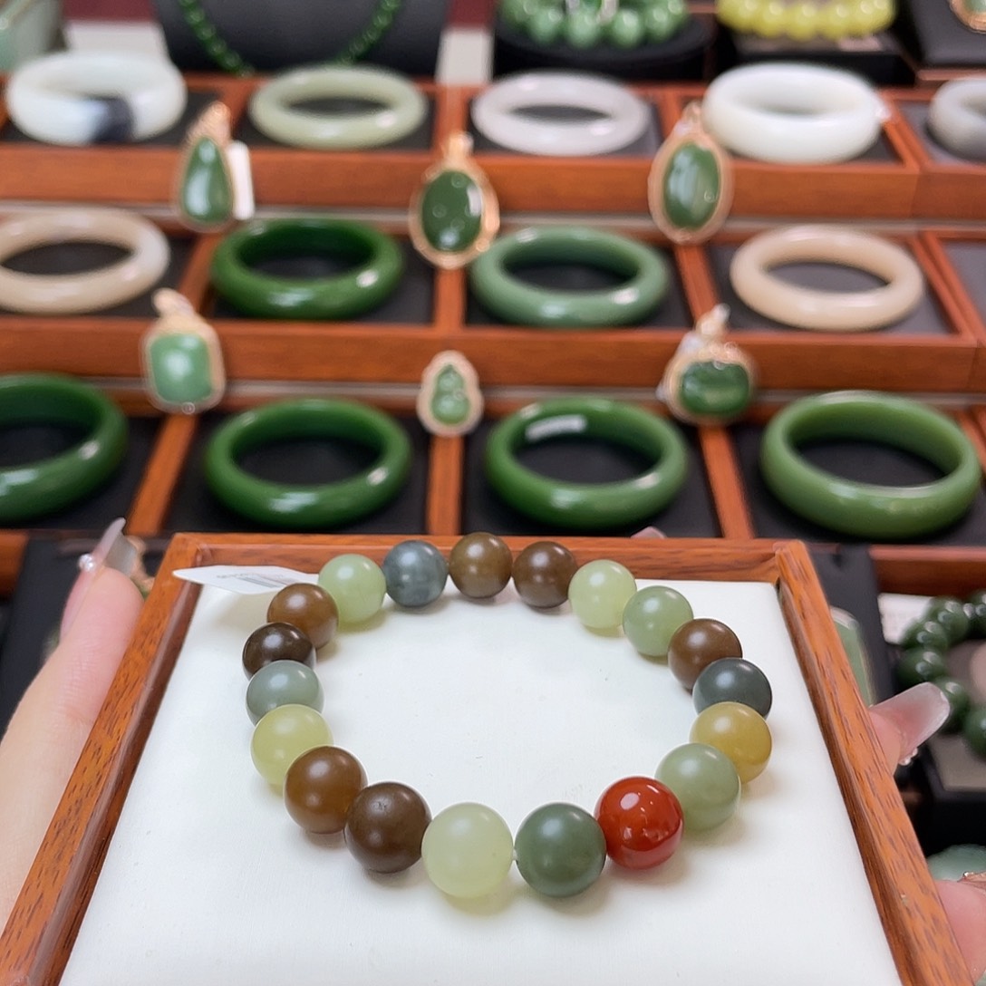 和田玉手串未镶嵌