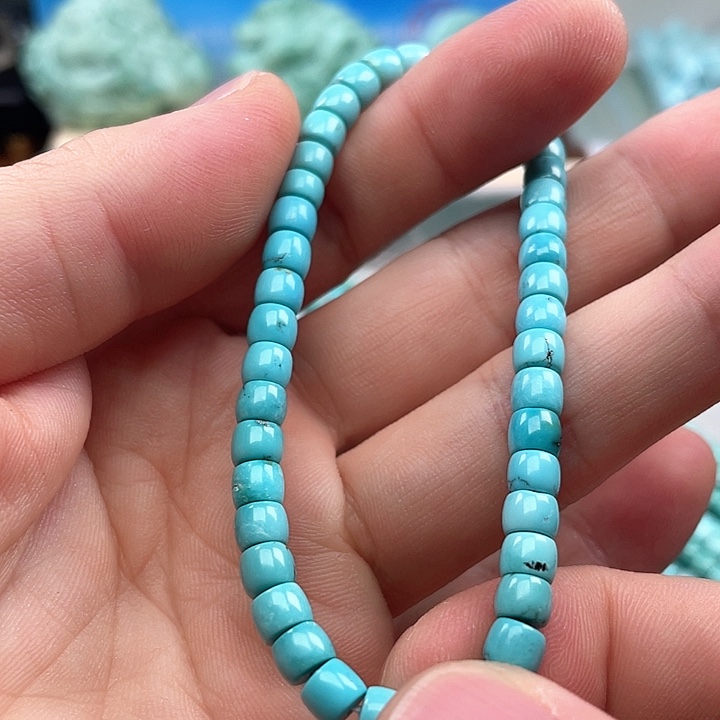 绿松石颈饰未镶嵌