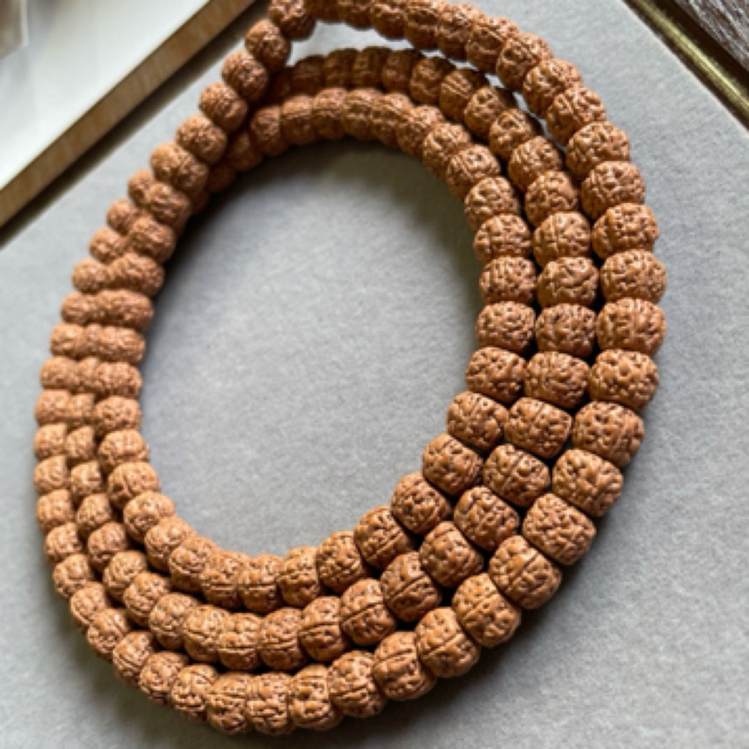 老树王藏切一代盘龙金刚菩提手串原皮原色