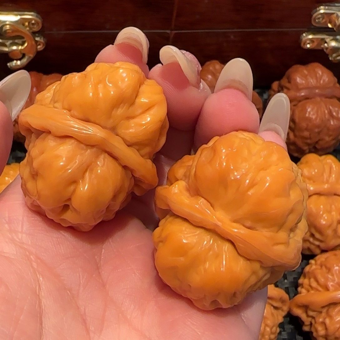 文玩核桃吊坠蛤蟆头35精品2595