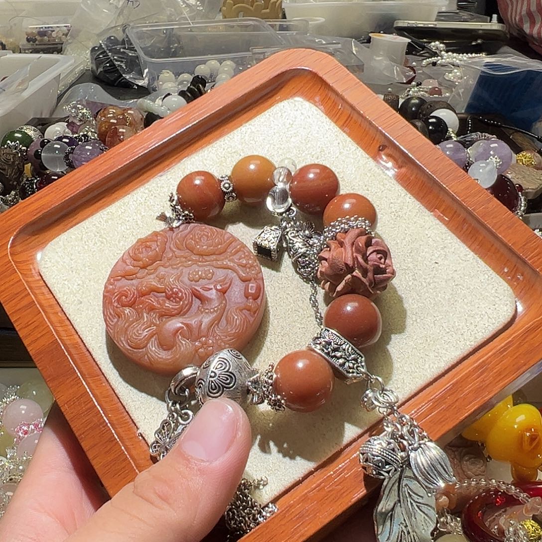 手链未镶嵌水晶水晶手链