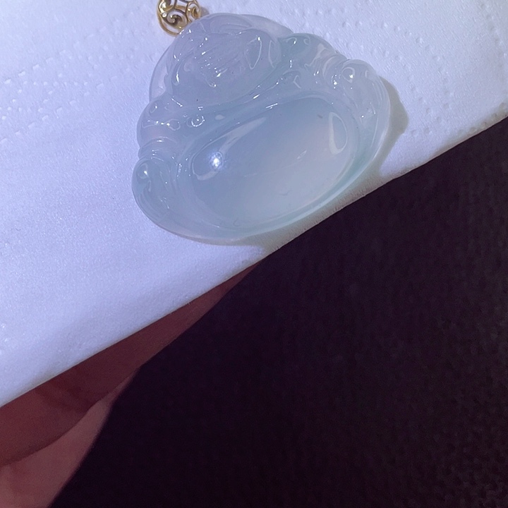 翡翠18K金镶嵌颈饰翡翠