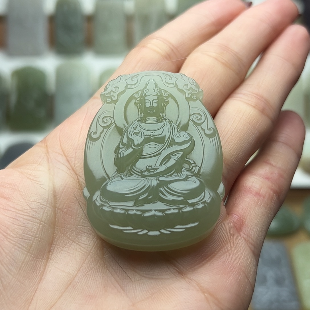 和田玉未镶嵌颈饰