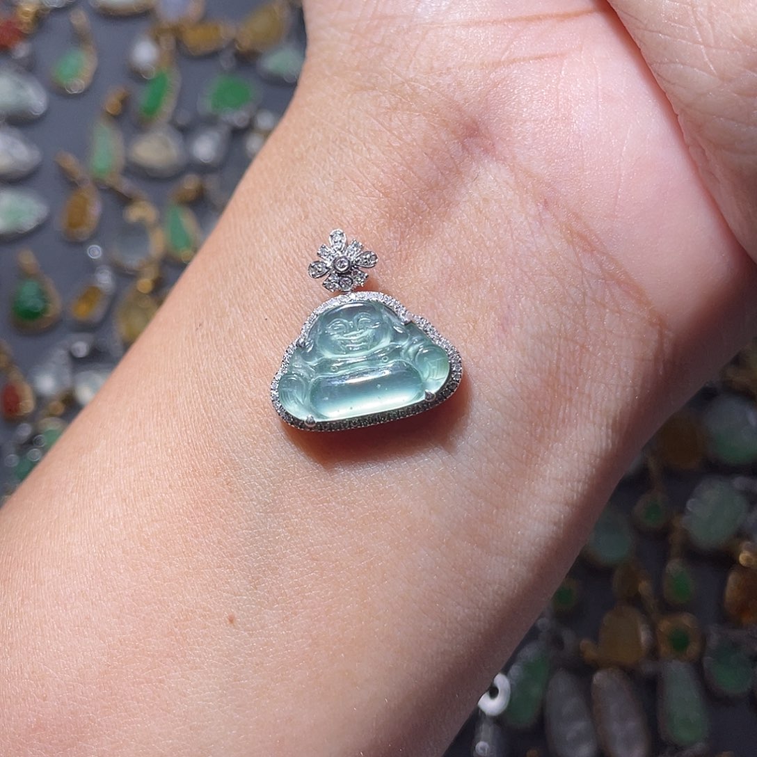 吊坠(不含链)18K金镶嵌翡翠