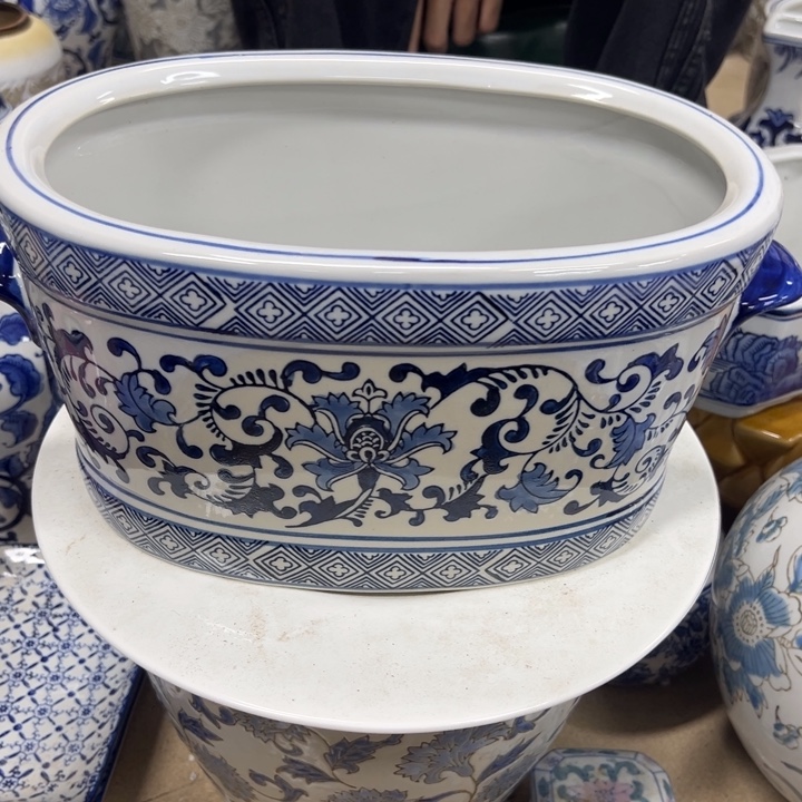 瓷片微瑕。。。。。。。。。。。