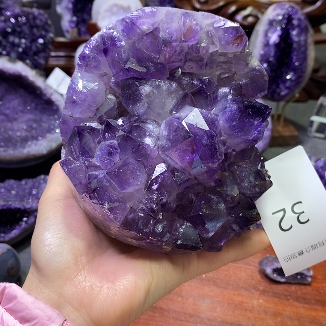 紫晶未镶嵌珠宝半成品