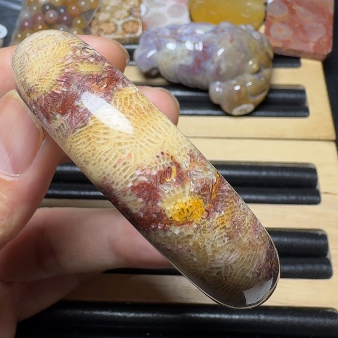 硅化玉纯天然色有机玉石未镶嵌54圈口