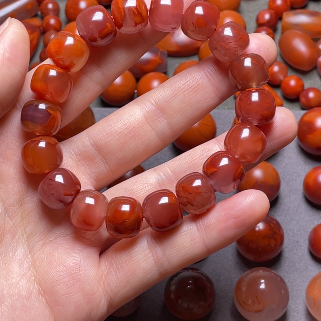 久***哥南红玛瑙未镶嵌南红证书费